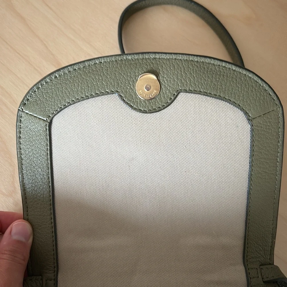 See By Chloe Olive Green Leather Crossbody Bag - Picture 7 of 8